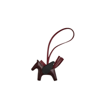 Opus Équus Charm